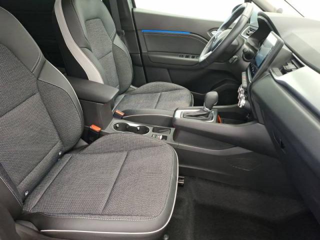 Renault Captur image 6