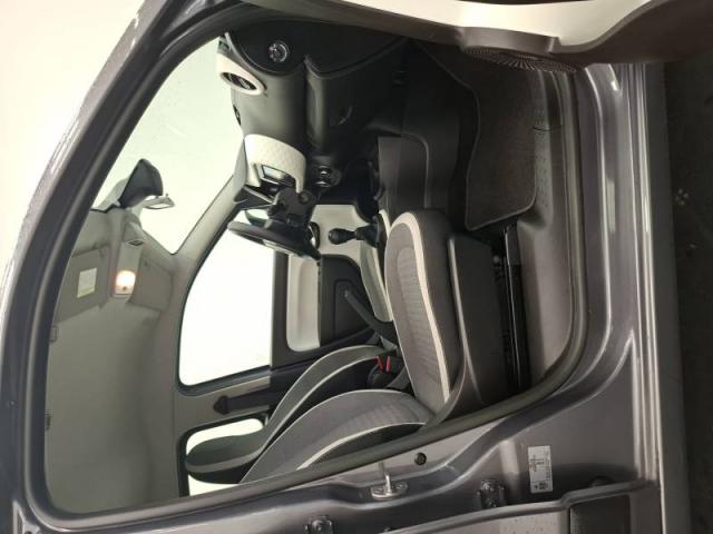 Renault Twingo image 1