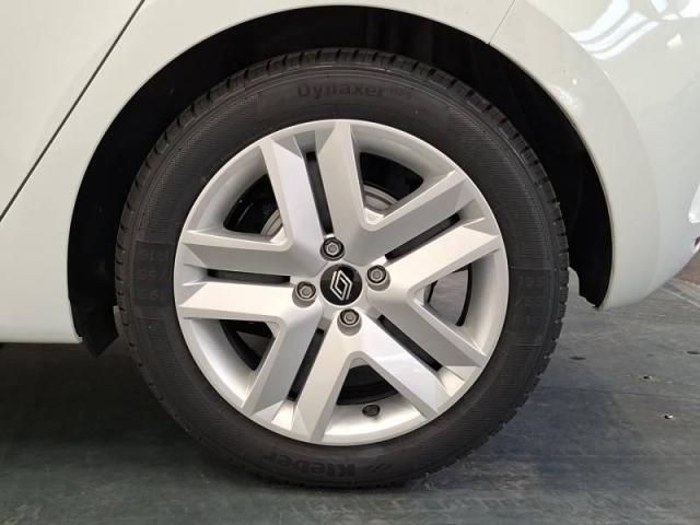 Renault Clio image 9
