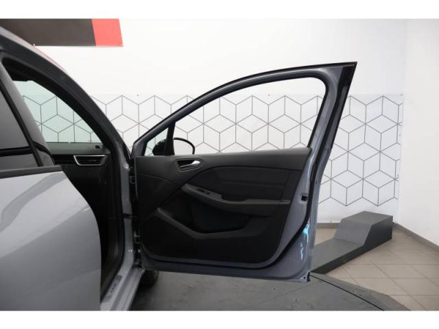 Renault Clio image 6