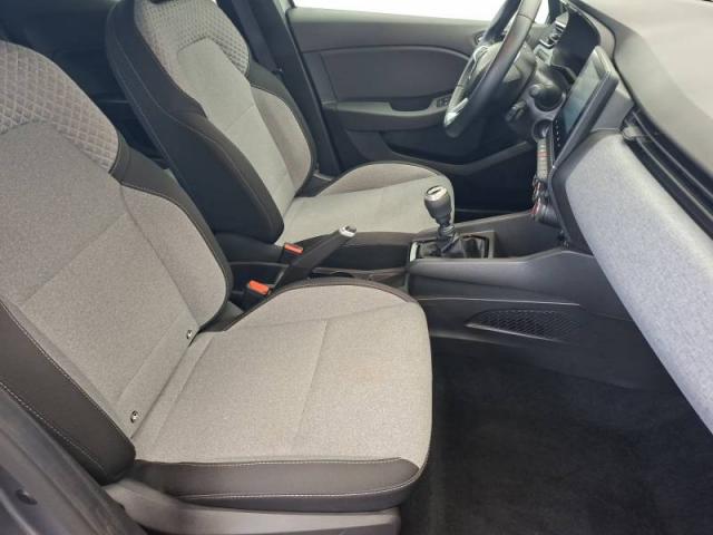 Renault Clio image 1