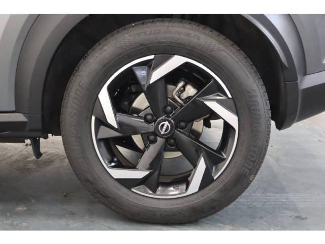 Nissan Juke image 8