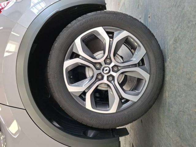Renault Captur image 8