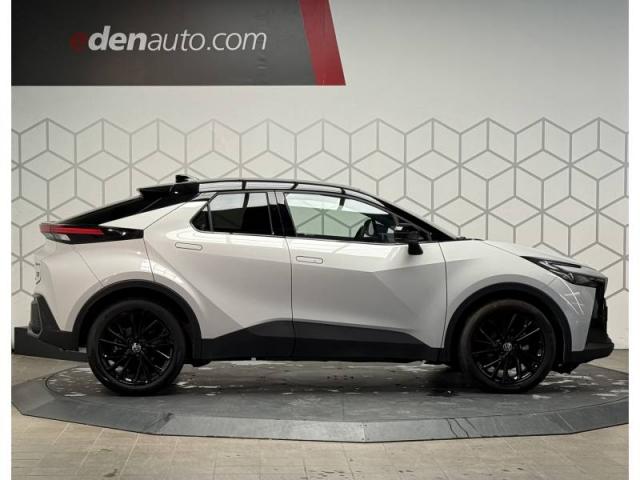 Toyota C-Hr image 2