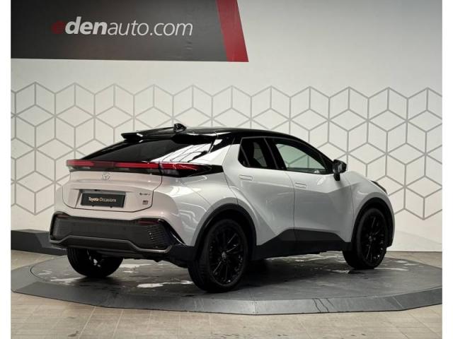 Toyota C-Hr image 5