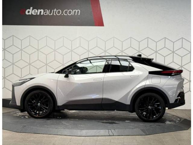 Toyota C-Hr image 1
