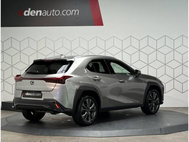 Lexus Ux image 9