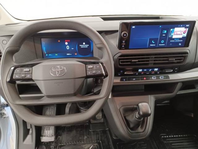 Toyota Proace image 2
