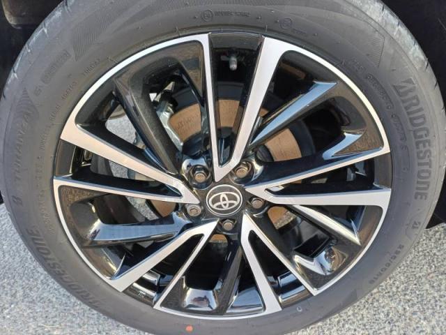 Toyota C-Hr image 5