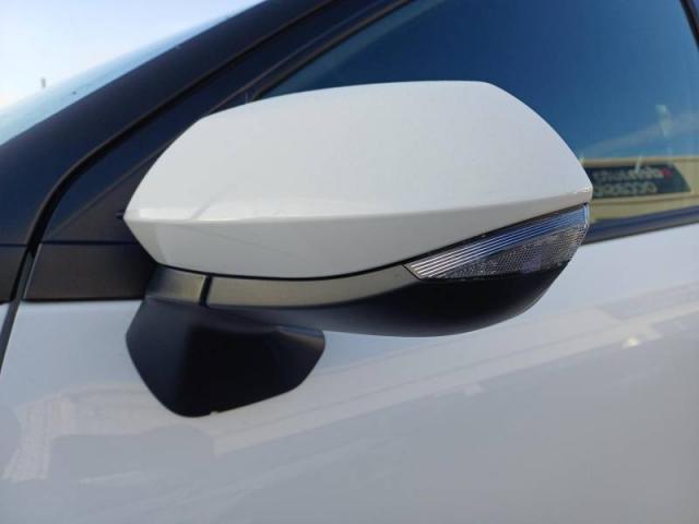 Toyota Yaris image 9