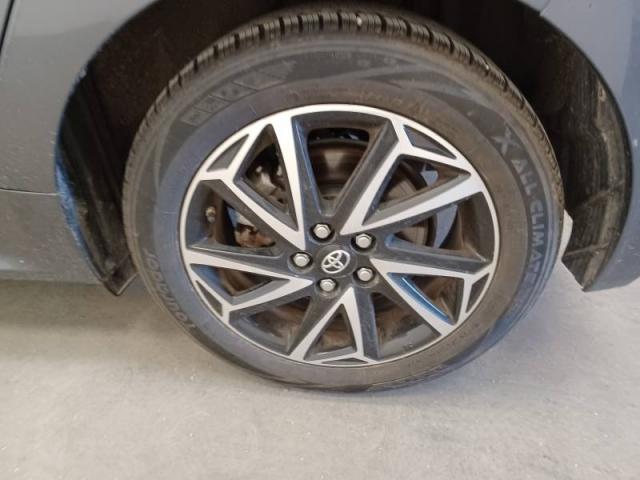 Toyota Yaris image 2