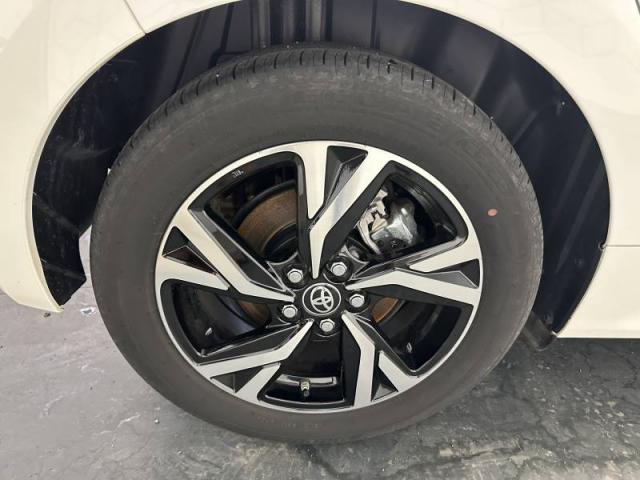 Toyota Yaris image 2