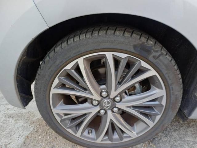 Toyota Yaris image 8