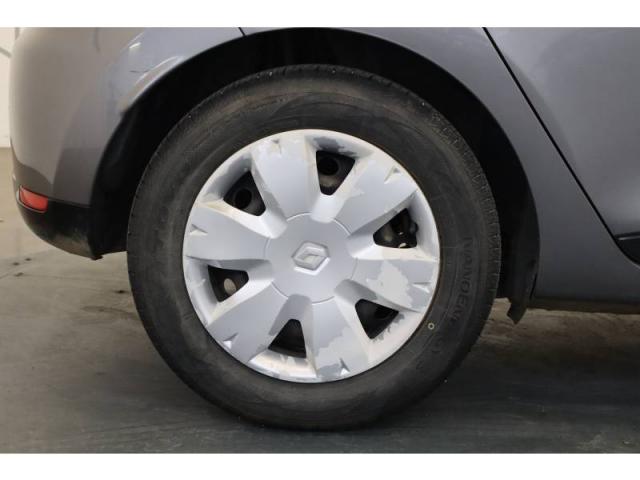 Renault Clio image 2