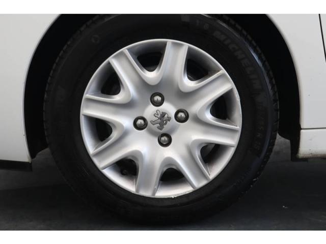 Peugeot 207 image 4