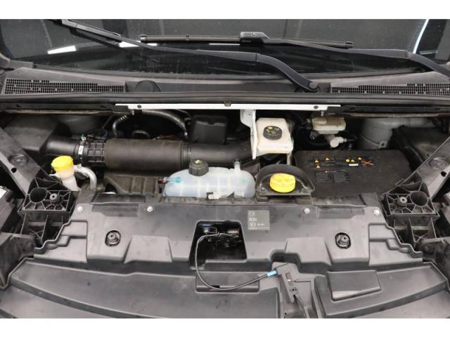 Renault Trafic image 8