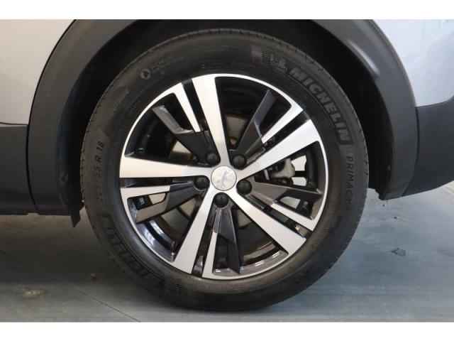Peugeot 3008 image 8