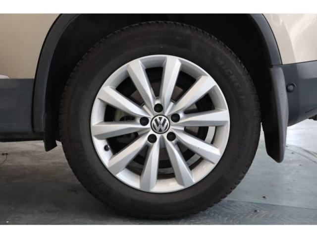 Volkswagen Tiguan image 8