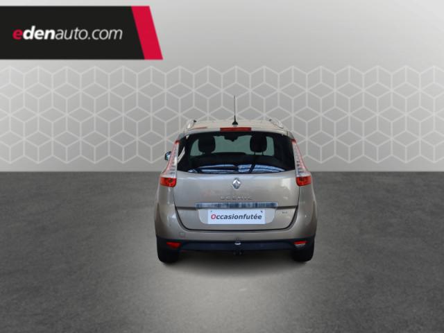 Renault Grand Scénic image 2