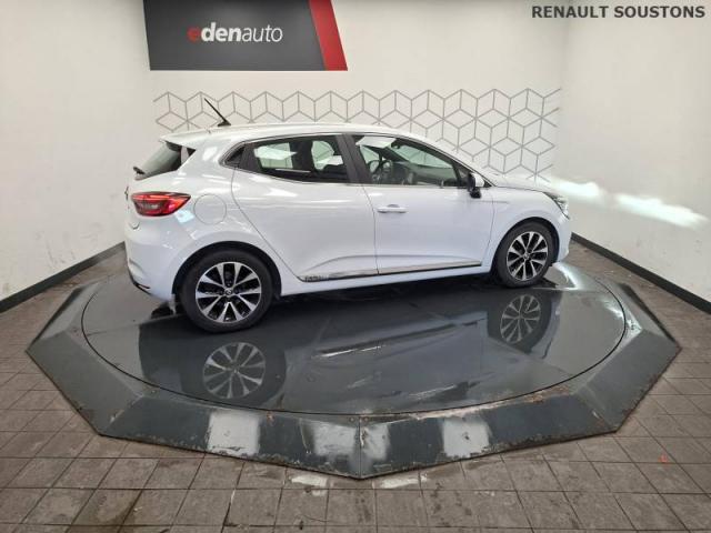 Renault Clio image 2
