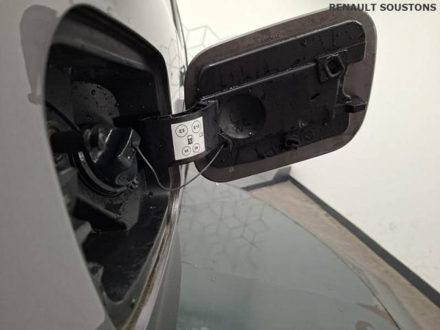 Renault Captur image 8