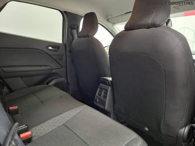 Renault Captur image 1