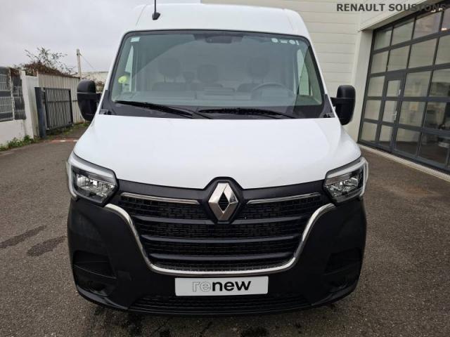 Renault Master image 2