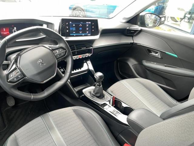 Peugeot 208 image 5