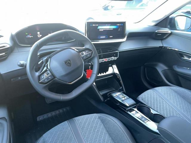 Peugeot 208 image 3