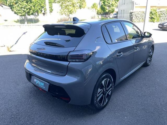 Peugeot 208 image 1