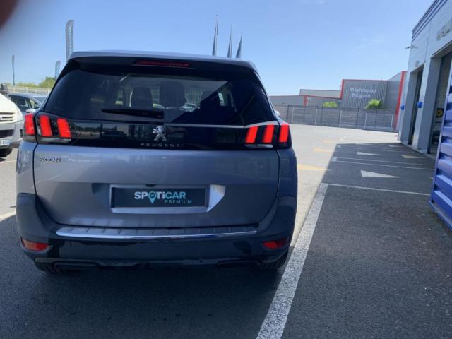 Peugeot 5008 image 4