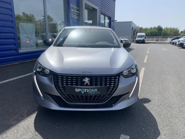 Peugeot 208 image 8