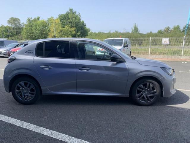 Peugeot 208 image 3