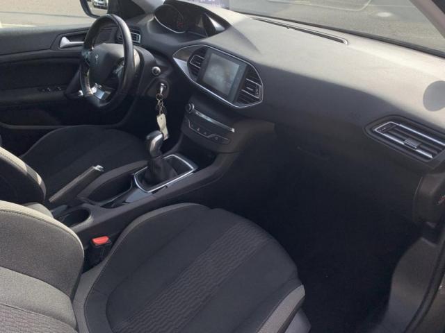 Peugeot 308 image 9