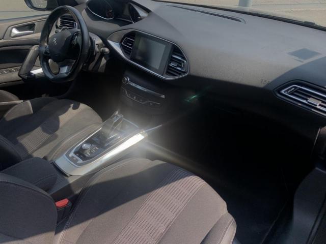 Peugeot 308 image 4