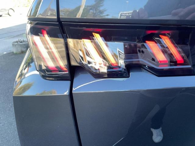 Peugeot 3008 image 8