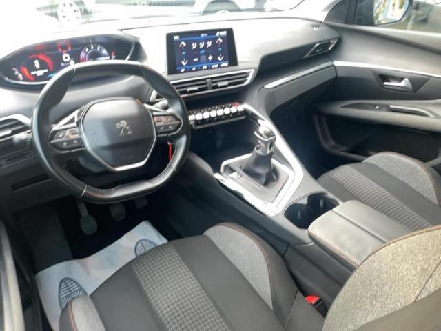 Peugeot 3008 image 7