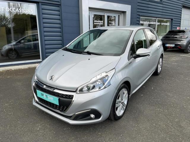 Peugeot 208 Puretech 82 €6.c Signature