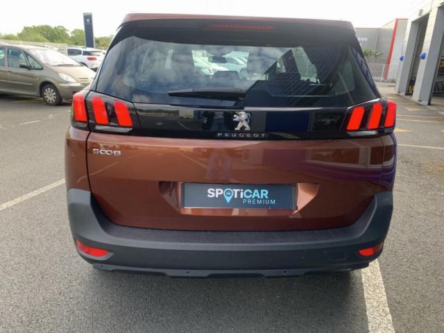 Peugeot 5008 image 9