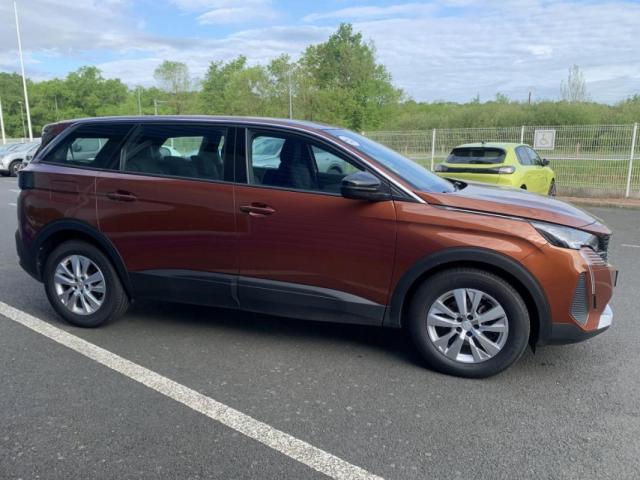 Peugeot 5008 image 8