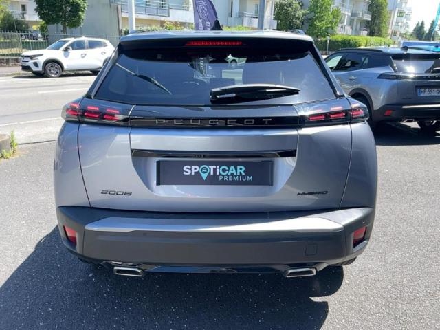 Peugeot 2008 image 1