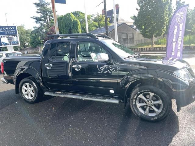 Nissan Navara image 1