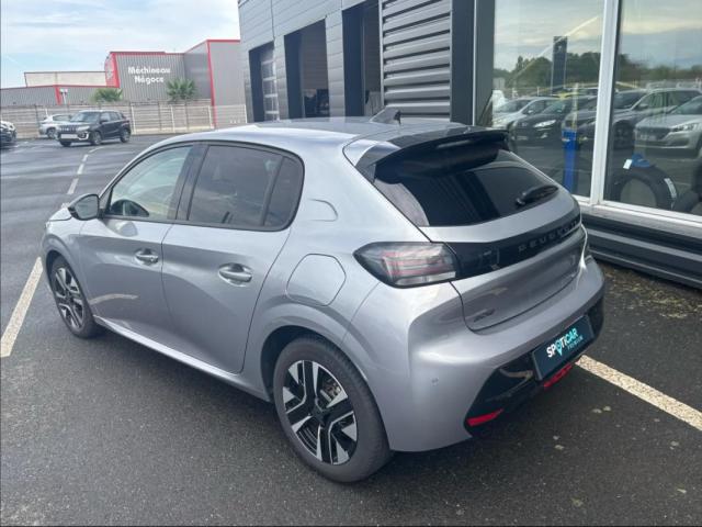 Peugeot 208 image 2