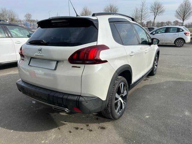 Peugeot 2008 image 2