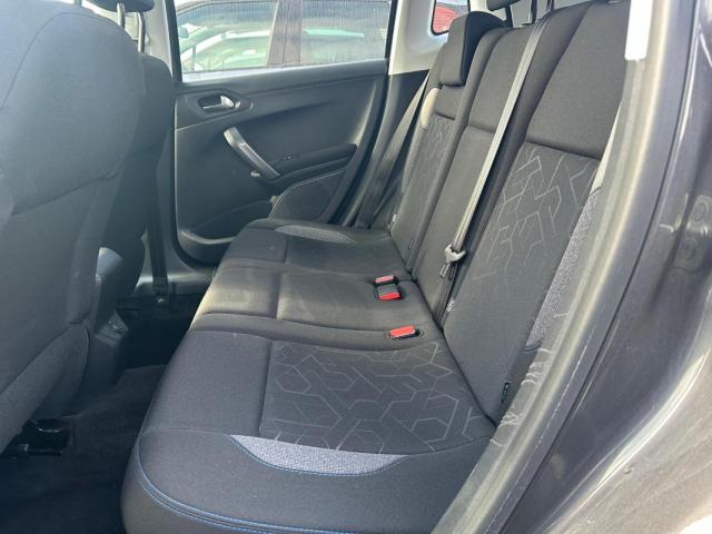 Peugeot 2008 image 5