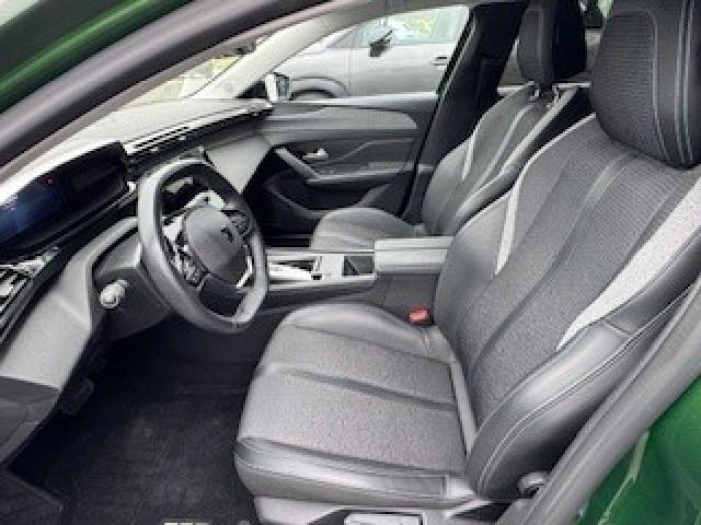 Peugeot 308 image 2