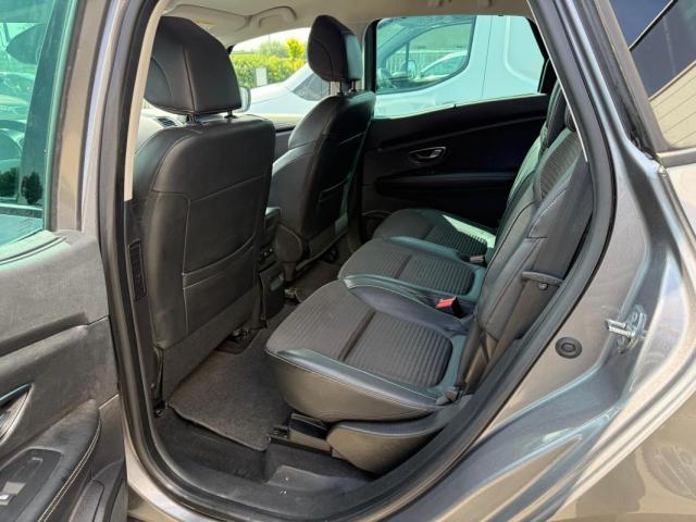Renault Scénic image 3