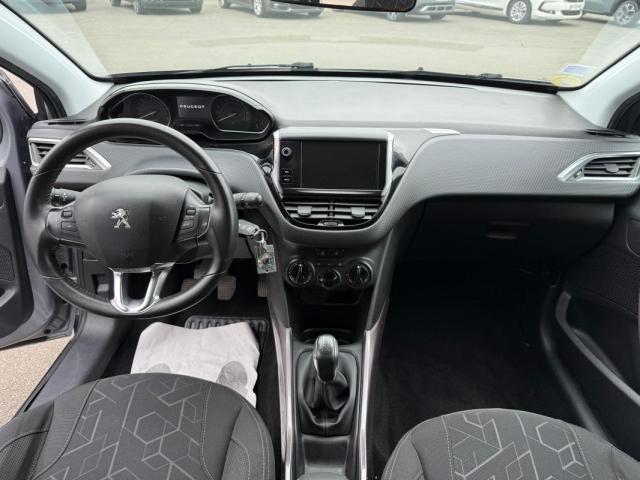 Peugeot 2008 image 6
