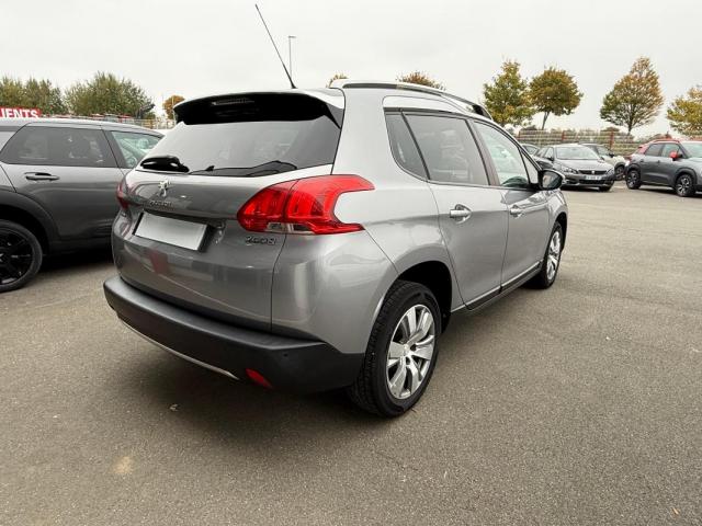Peugeot 2008 image 1