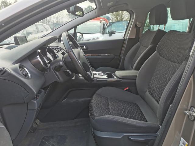 Peugeot 3008 image 3